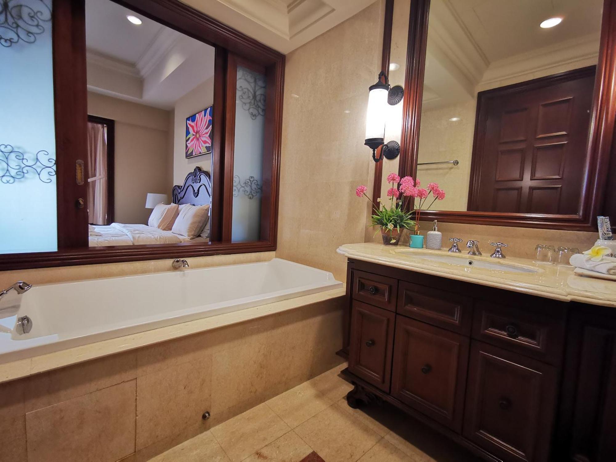 Casa Del Rio Luxury Residences Apartment