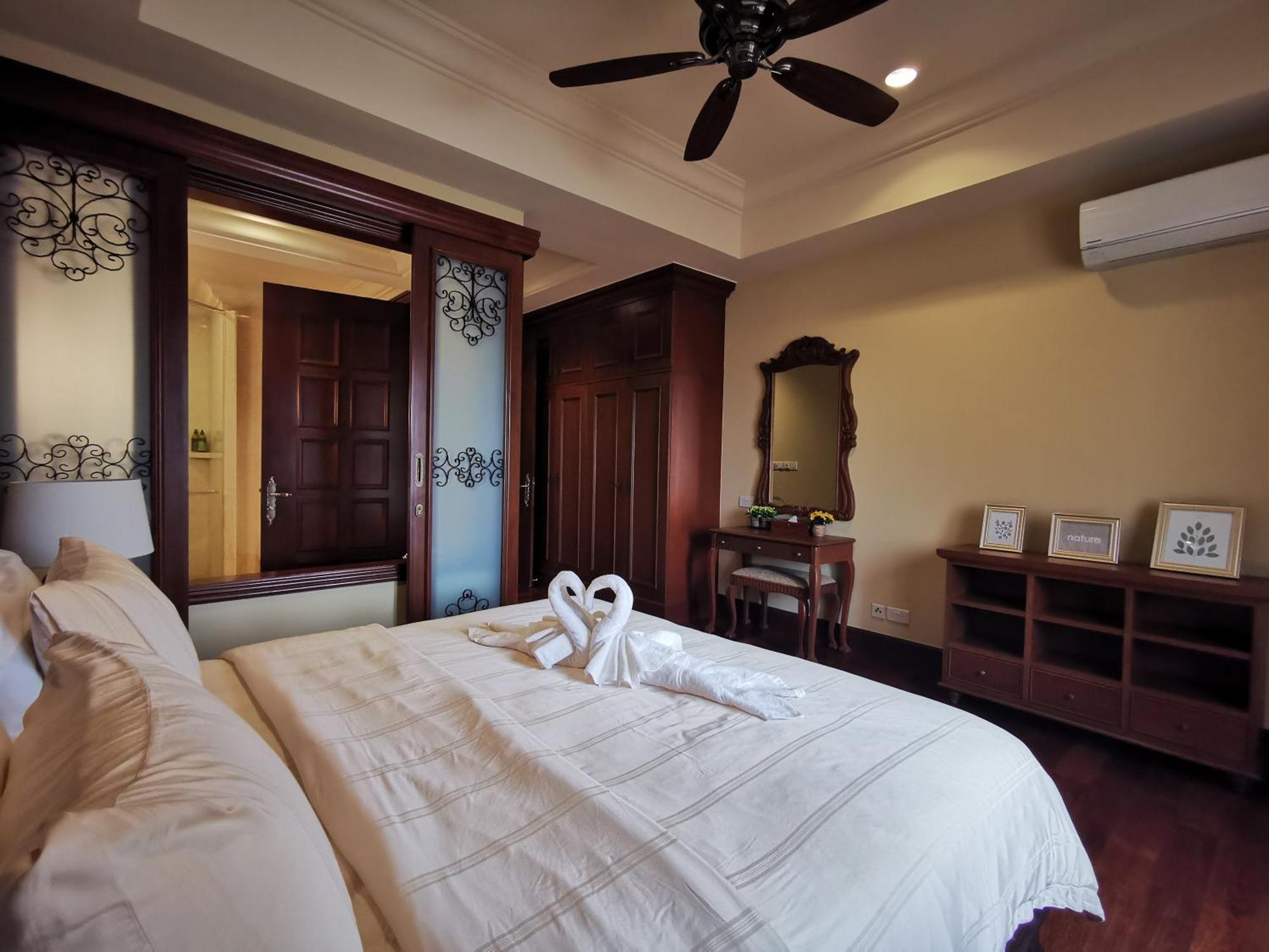 Casa Del Rio Luxury Residences